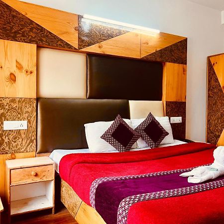 Wooib Hotels Manali  Bagian luar foto