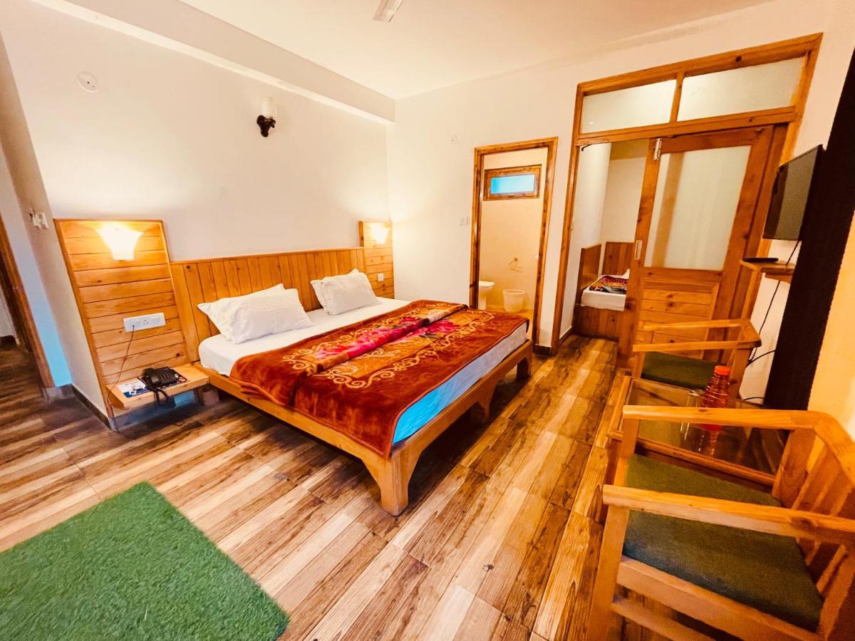 Wooib Hotels Manali  Bagian luar foto