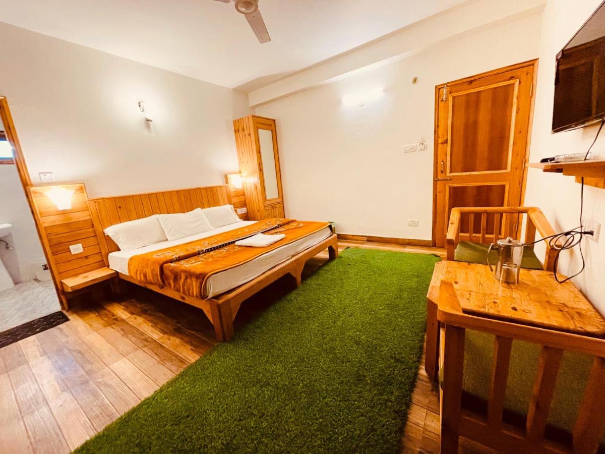 Wooib Hotels Manali  Ruang foto