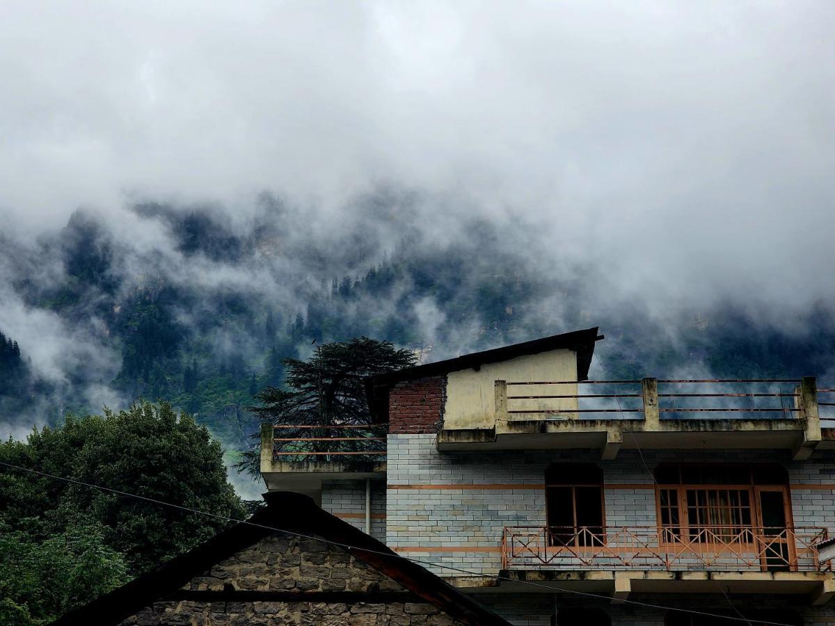 Wooib Hotels Manali  Bagian luar foto